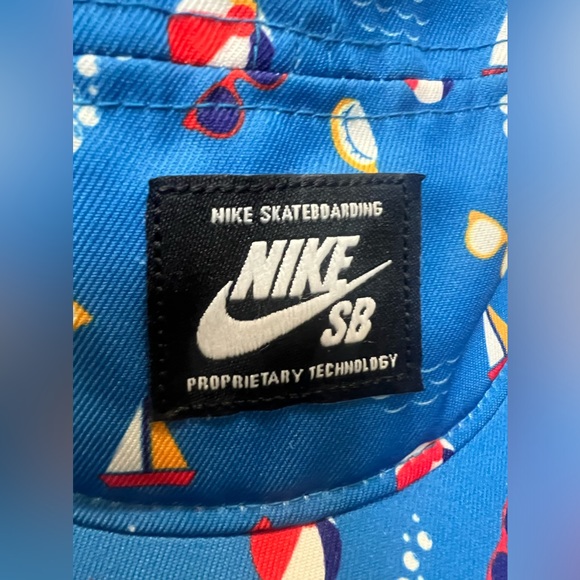 NIKE SB BEACH BATH 5 PANEL HAT CAMP CAP BLUE/YELLOW/WHITE SKATEBOARDING - Picture 2 of 7